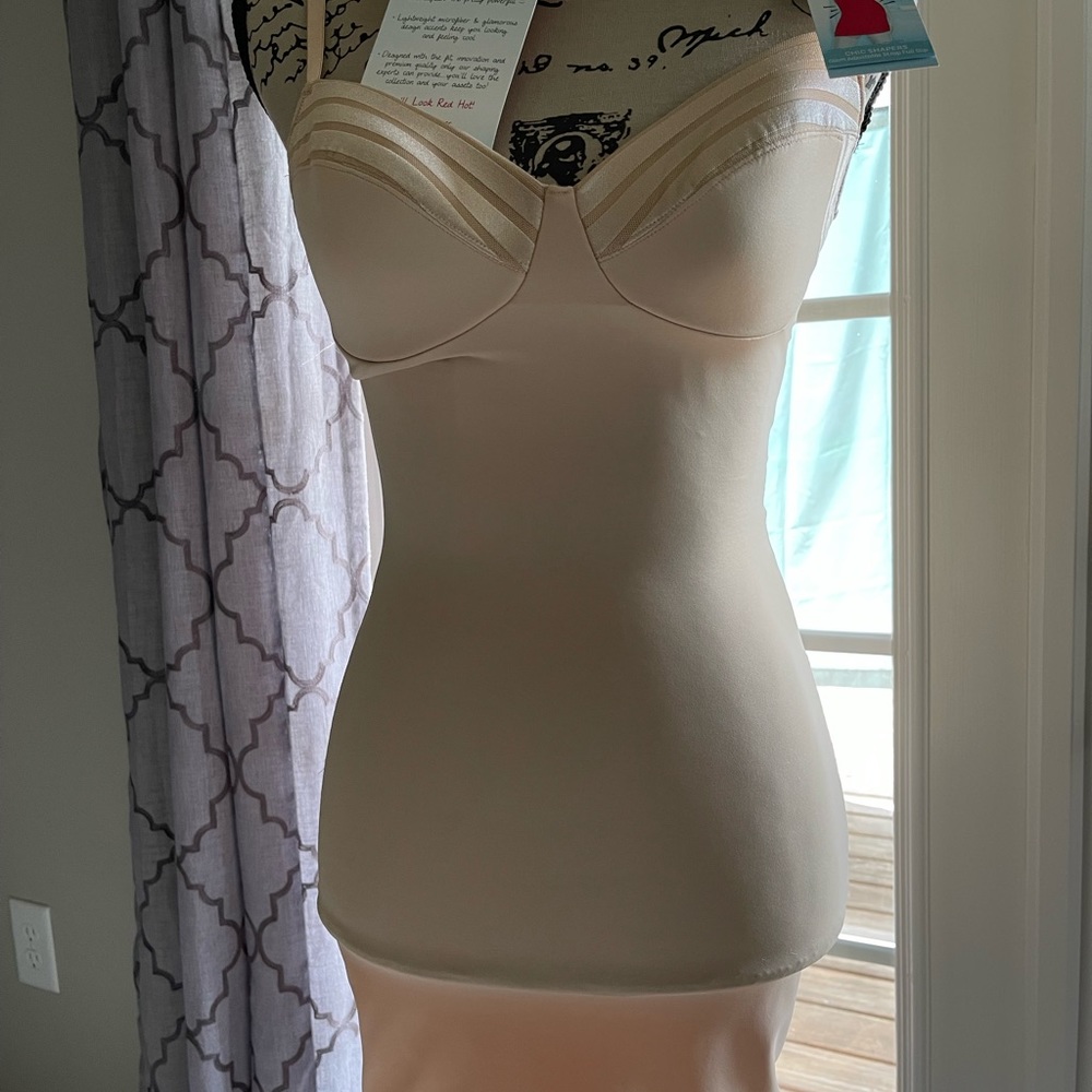 Assets Chic Shaper